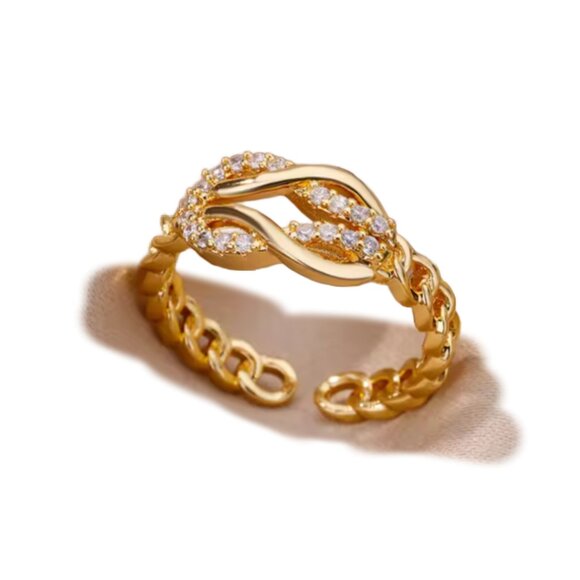 Lot of 6 New Stack Hot Fashion 18K Gold Plated Rings - Picture 3 of 7